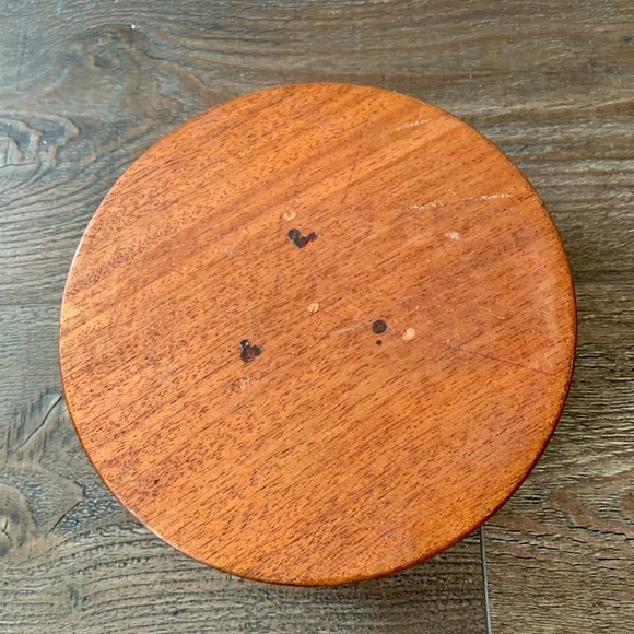 Mid century hand turned teak serving bowl - Picture 6 of 9